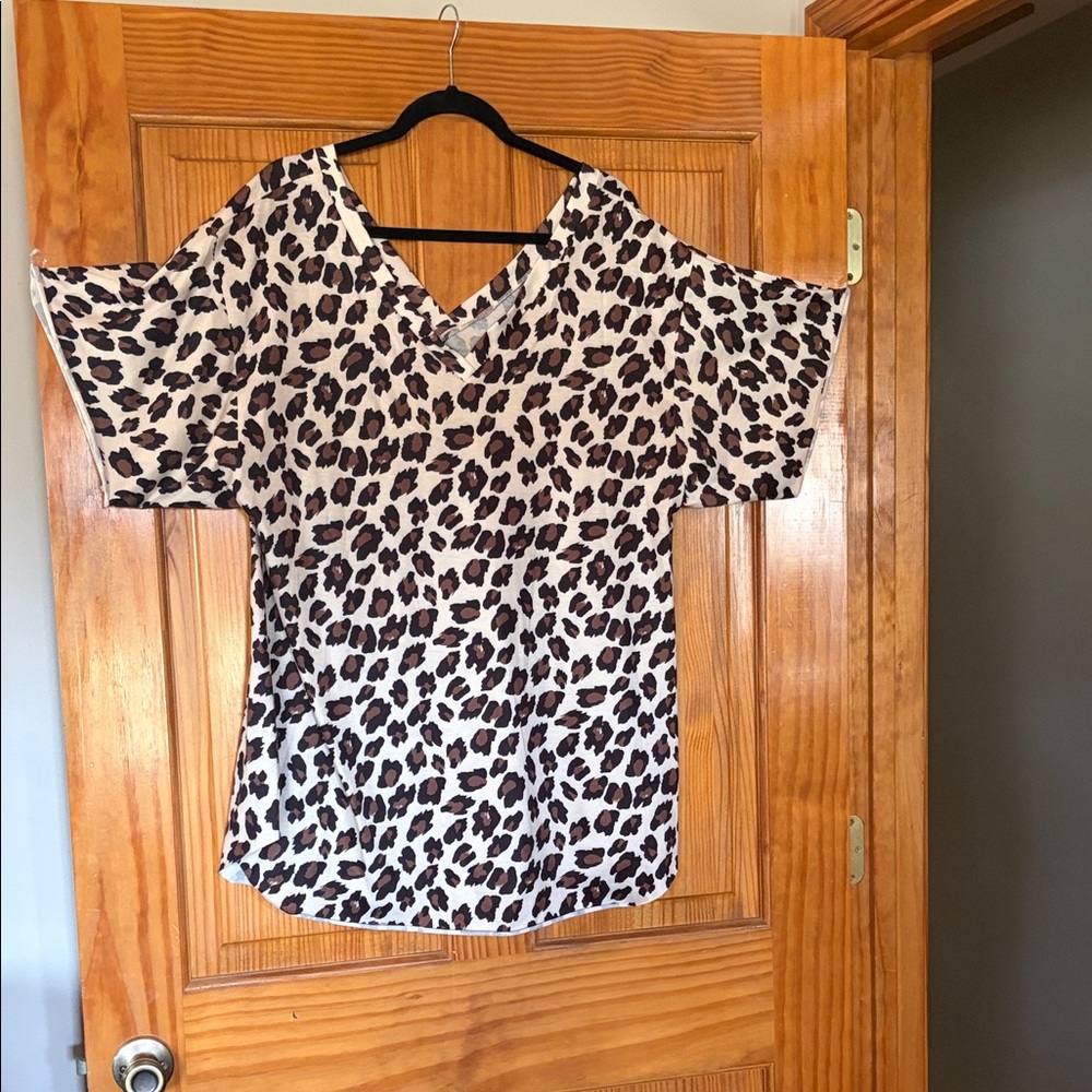Leopard Print V-Neck Women's Top
